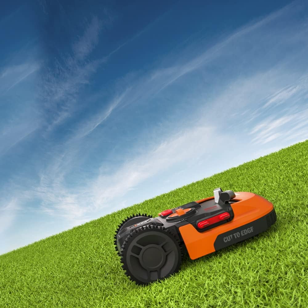 WORX Landroid Plus WR167E Mähroboter mit Begrenzungskabel für Gärten bis 700m2 (AIA Navigation, App Steuerung, schwimmendem Mähwerk - max Steigung: 35%, Schnittbreite 18cm, Schnitthöhe 30-60 mm)