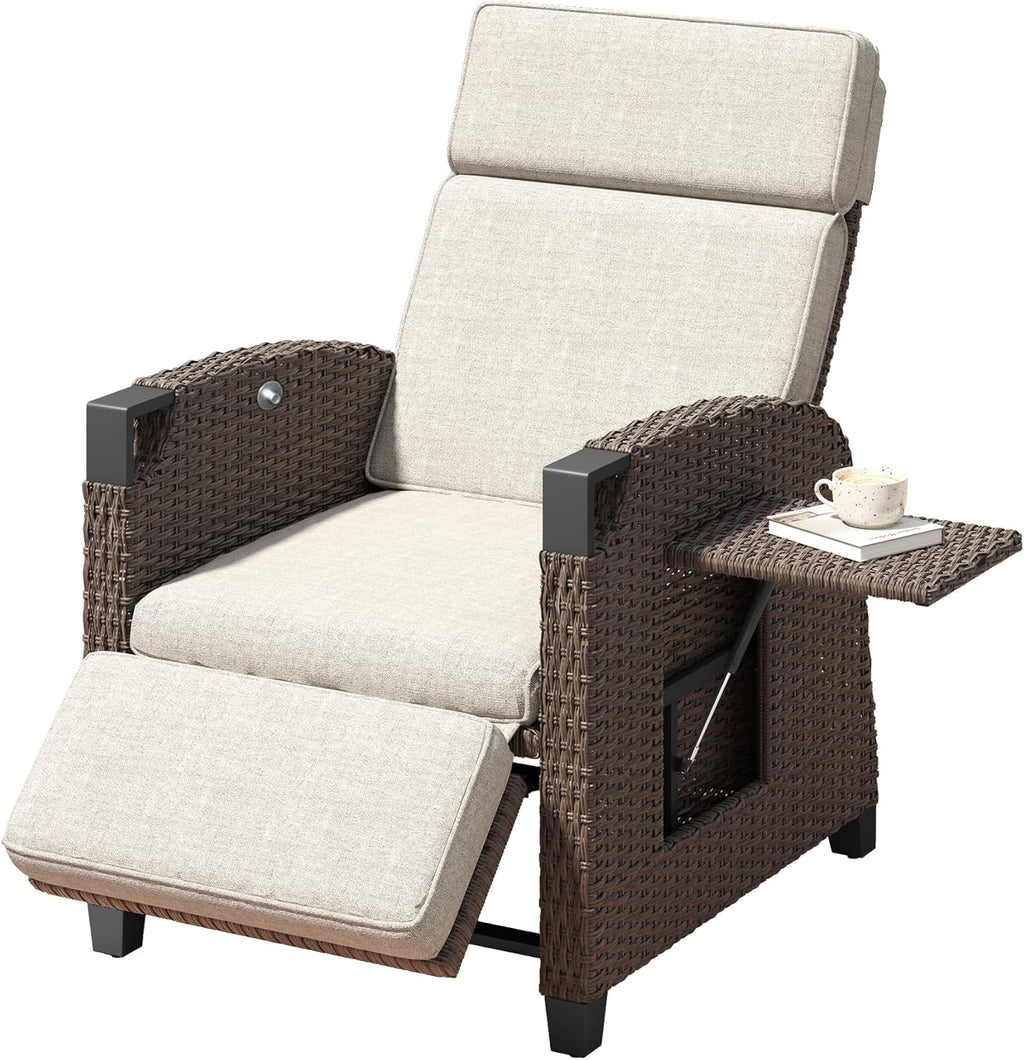 Amopatio Relaxliege Liegesessel, Rattan Sonnenliege mit Verstellbar Rückenlehne und Klapptisch, Outdoor Gartensessel wetterfestes, für Terrasse, Garten, Balkon â€?Beige & Braun