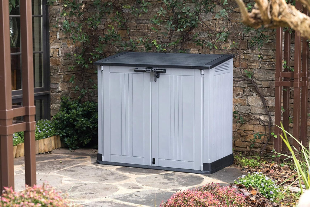 Keter Store it Out Nova Gartenschuppen für den Außenbereich, 132 x 71,5 x 113,5 cm, hellgrau mit dunkelgrauem Deckel