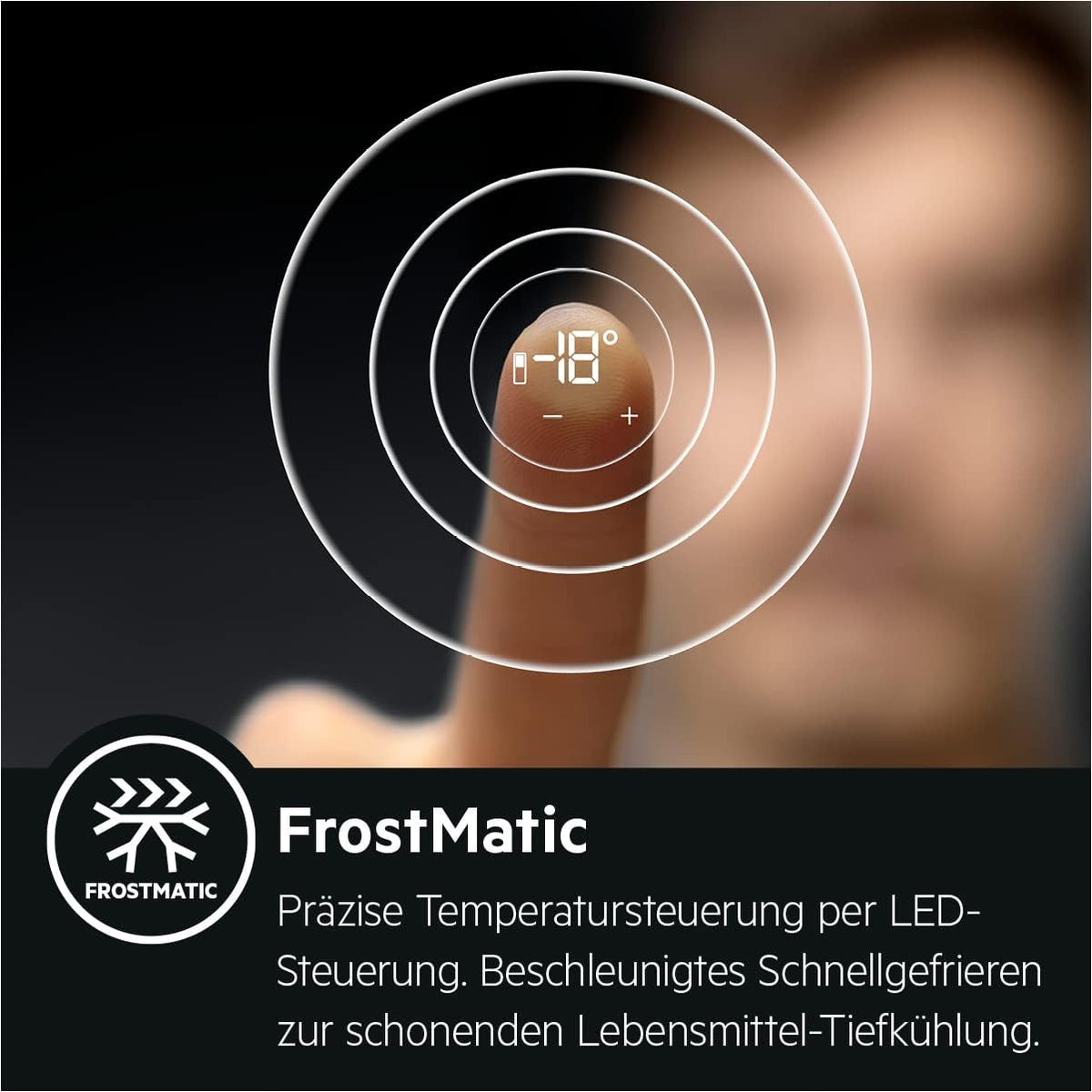 AEG RDB424E1AW Freistehender Doppeltür - Kühlautomat/Serie 5000 mit ColdSense / 1434 mm/Gefrierteil oben / 206 L/LowFrost â€?weniger Eisbildung/Farbe: Weiß/E
