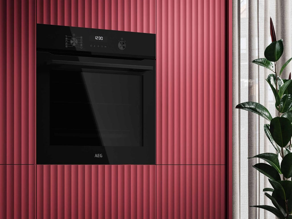 AEG Einbaubackofen â€?Serie 5 Ringheißluft: Gleichmäßige Garergebnisse auf 3 Ebenen â€?Pyrolyse Selbstreinigung â€?25 Automatikprogramme â€?LED-Touchdisplay â€?Schnellaufheizung â€?Schwarz â€?BPE53516AB