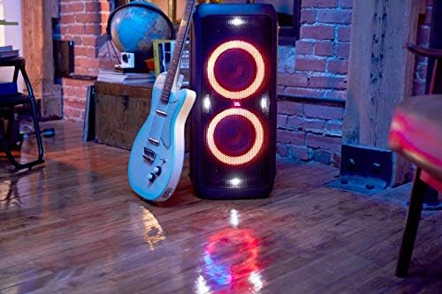 JBL PartyBox 710 - Schwarz â€?Trag - und rollbarer Bluetooth Party-Lautsprecher mit Lichteffekten â€?Spritzwassergeschützte, mobile Musikbox